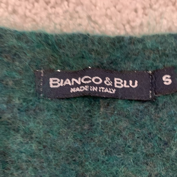 Green fine merino Italian  sweater. S - Picture 2 of 2